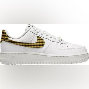 NEW Nike Air Force 1 Sneakers